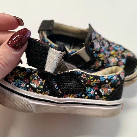 Kids Floral Shoes - Black - Picture 4 of 8